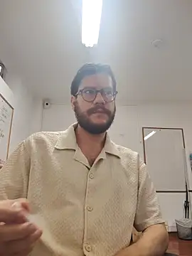 AndyHepburn online show from April 8, 2026, 9:05 pm