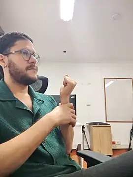 AndyHepburn online show from March 31, 2026, 9:28 pm