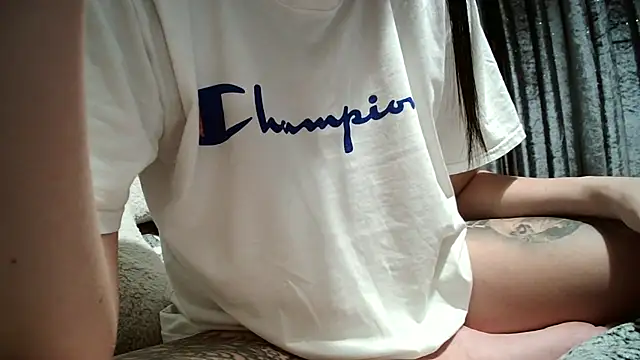 AaliyahLux online show from December 22, 2025, 8:53 pm