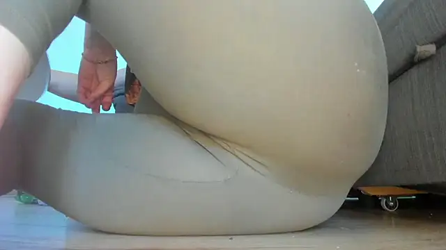 Snapshot of Squirtlady38 chatting on July 8, 2026, 6:30 pm Squirtlady38 online show from July 8, 2026, 6:30 pm