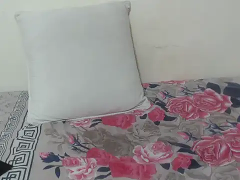Snapshot of queen__ebony chatting on March 1, 2025, 11:15 pm queen  ebony online show from March 1, 2025, 11:15 pm