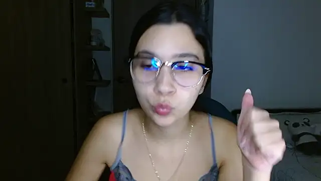 mia  lopez  online show from March 13, 2026, 1:54 am