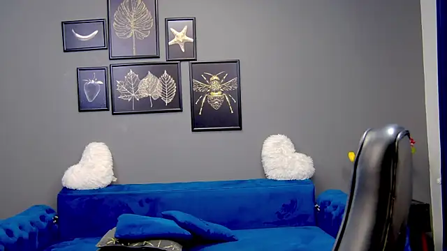 Snapshot of Katewalker_ chatting on March 13, 2025, 9:16 pm Katewalker online show from March 13, 2025, 9:16 pm