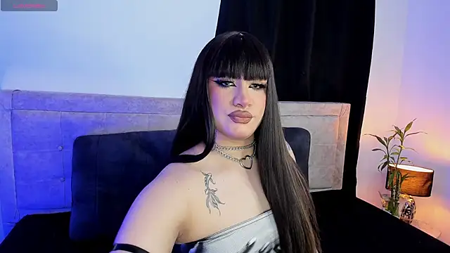 Snapshot of Stormi_Canniggia chatting on May 19, 2026, 6:20 am Stormi Canniggia online show from May 19, 2026, 6:20 am
