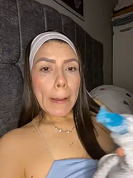 martina contreras online show from April 9, 2026, 4:03 am