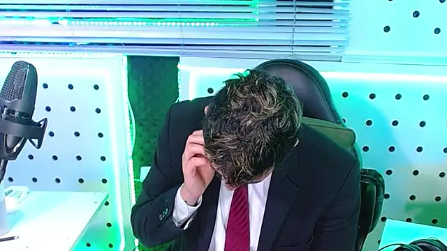 Darko0717 online show from December 18, 2025, 3:05 pm