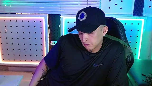 Darko0717 online show from February 10, 2026, 12:53 am