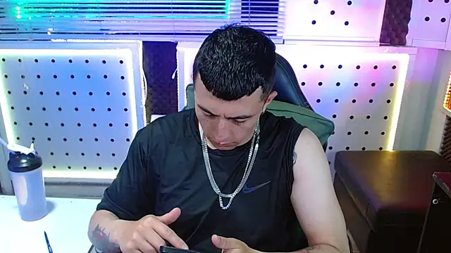 Darko0717 online show from February 27, 2026, 11:37 pm