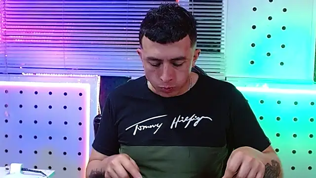 Darko0717 online show from March 12, 2026, 12:16 am