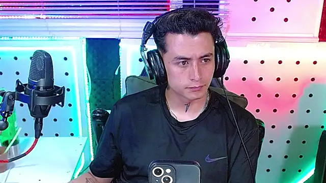 Darko0717 online show from January 14, 2026, 2:04 am