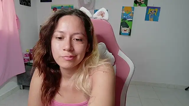 MommyMiaWs online show from February 3, 2026, 1:27 pm