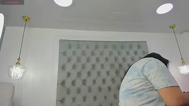 anette cooper online show from September 22, 2025, 4:07 am