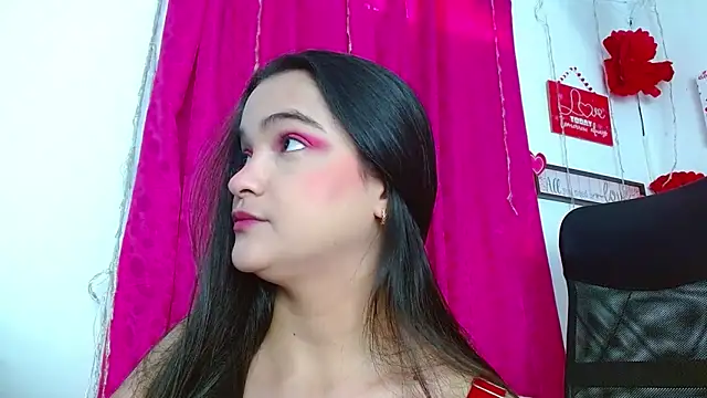 monica little23 online show from February 15, 2026, 12:37 pm