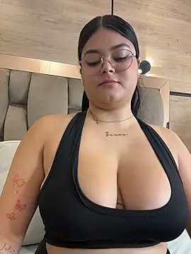 im mou  online show from February 24, 2026, 1:01 pm