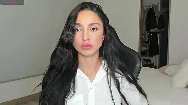 Snapshot of EvaMoet chatting on March 14, 2025, 6:53 am EvaMoet online show from March 14, 2025, 6:53 am