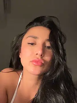 Snapshot of EvaMoet chatting on October 11, 2025, 12:55 am EvaMoet online show from October 11, 2025, 12:55 am