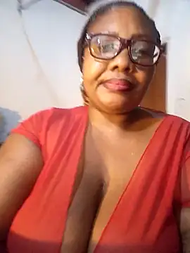 YELLOW BONE online show from December 14, 2025, 9:20 pm