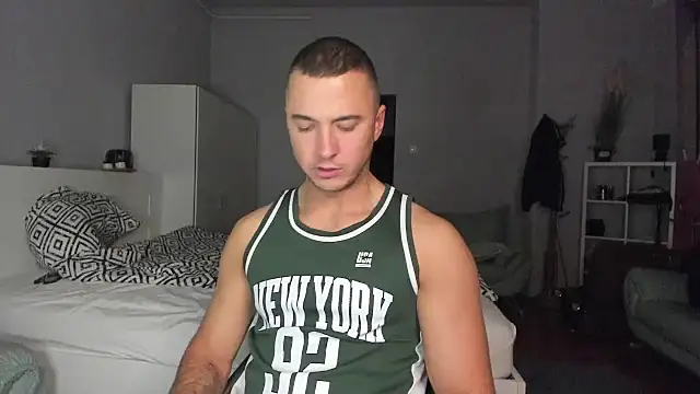 paulblack21 online show from November 21, 2025, 7:57 pm