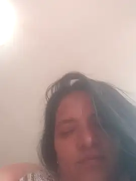 Snapshot of veronica_salas chatting on February 26, 2025, 3:21 pm veronica salas online show from February 26, 2025, 3:21 pm