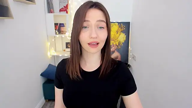 GracefulLook online show from March 19, 2025, 1:54 am