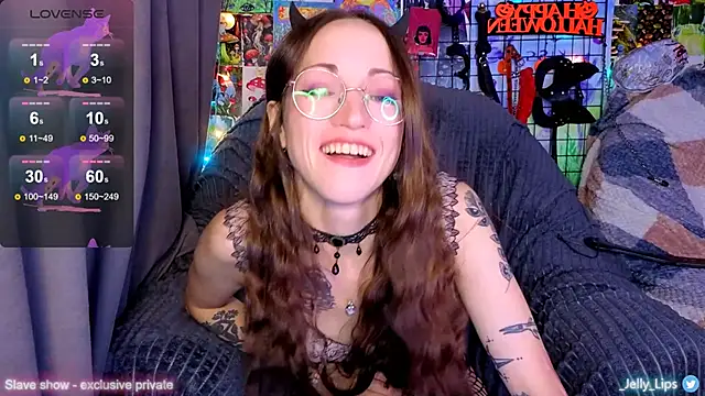 ServantBrook online show from November 4, 2025, 5:44 am