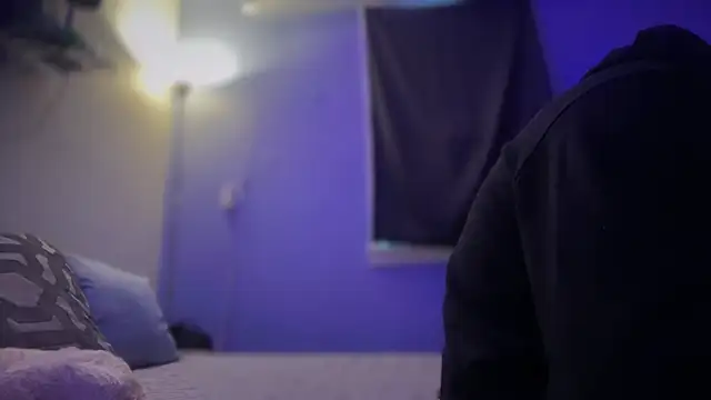 Snapshot of Fr4nk1eFFuxxx chatting on March 8, 2025, 10:24 pm Fr4nk1eFFuxxx online show from March 8, 2025, 10:24 pm