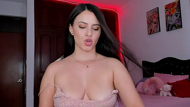 Snapshot of Sara_Squirting_Heels chatting on June 4, 2026, 9:41 pm Sara Squirting Heels online show from June 4, 2026, 9:41 pm