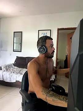 MikeDelfin0 online show from January 18, 2026, 1:14 pm