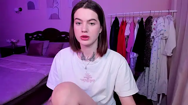 NikkieKatty online show from January 22, 2025, 8:06 pm