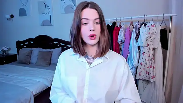 NikkieKatty online show from January 17, 2025, 5:08 pm