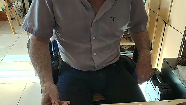 angelgarcia269 online show from April 22, 2026, 12:01 pm