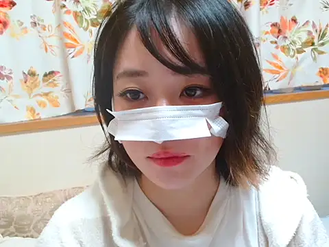 Snapshot of liliyRiSAcha-n chatting on October 16, 2025, 7:16 am liliyRiSAcha-n online show from October 16, 2025, 7:16 am