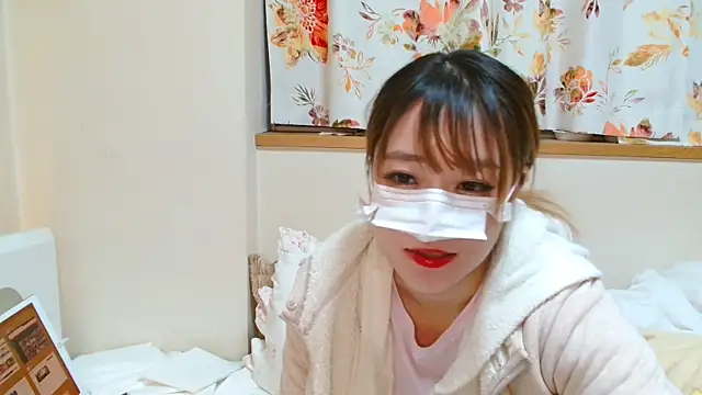 Snapshot of liliyRiSAcha-n chatting on December 21, 2024, 6:55 pm liliyRiSAcha-n online show from December 21, 2024, 6:55 pm