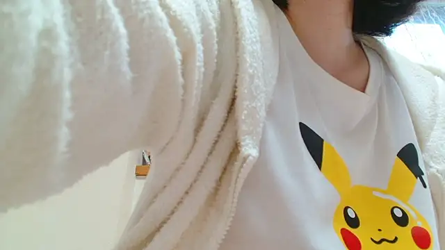 Snapshot of liliyRiSAcha-n chatting on March 4, 2026, 7:38 am liliyRiSAcha-n online show from March 4, 2026, 7:38 am