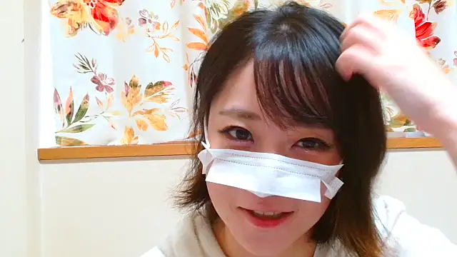 Snapshot of liliyRiSAcha-n chatting on October 7, 2025, 6:03 am liliyRiSAcha-n online show from October 7, 2025, 6:03 am