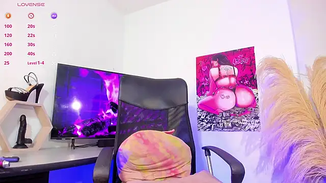 Snapshot of Fenty_XX chatting on October 13, 2025, 10:17 am Fenty XX online show from October 13, 2025, 10:17 am