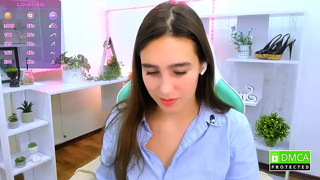 Snapshot of _Eliizabeth_ chatting on February 1, 2026, 10:08 pm Eliizabeth online show from February 1, 2026, 10:08 pm