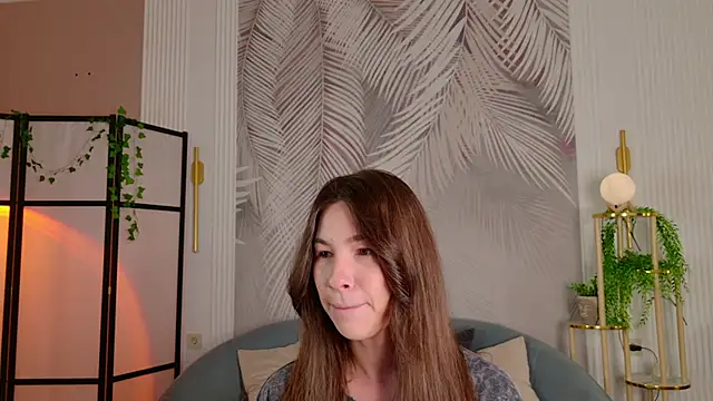 Marie Diaze online show from June 2, 2026, 5:07 am