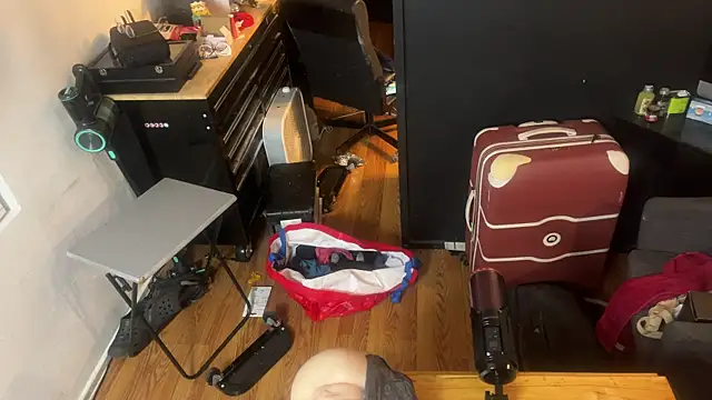 leanjamesdean online show from May 21, 2026, 1:14 am