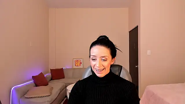 Kristen Garner online show from May 26, 2026, 8:18 pm