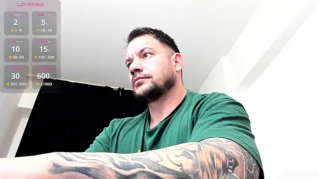 musclemonster31 online show from January 15, 2026, 10:02 pm