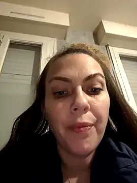 Snapshot of LEAsquirt91 chatting on February 3, 2025, 8:24 pm LEAsquirt91 online show from February 3, 2025, 8:24 pm