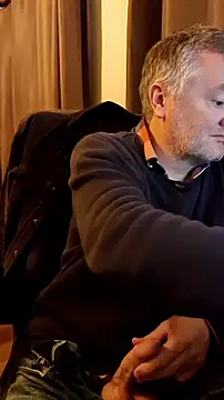 Snapshot of MichOxxford chatting on October 20, 2025, 11:55 am MichOxxford online show from October 20, 2025, 11:55 am