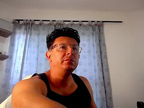 pedropicapi online show from December 2, 2025, 6:09 pm