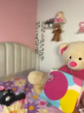 Emily restrepo online show from April 9, 2026, 6:30 am