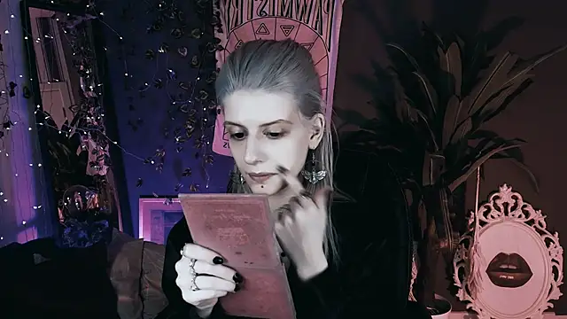 Noah ElmerX online show from December 16, 2025, 7:29 pm