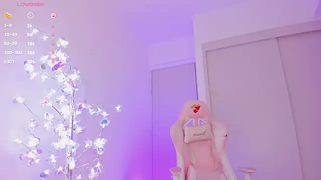 mia yourmommy online show from March 19, 2026, 12:10 am