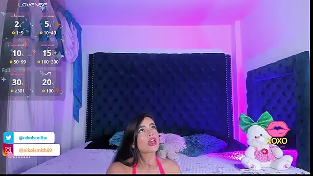 nikolsmithh online show from March 2, 2026, 9:11 pm