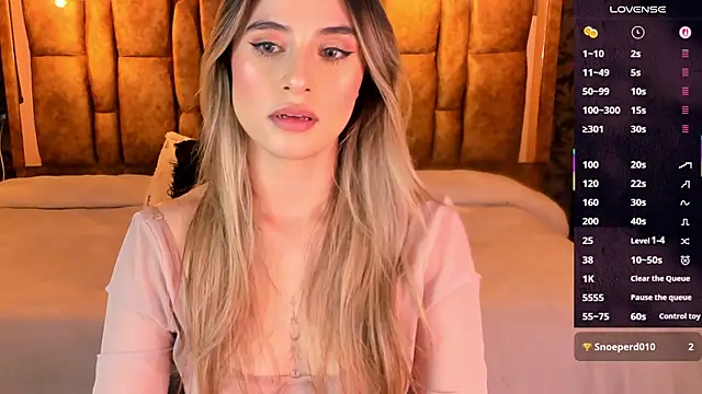 KiaraCarter online show from November 11, 2025, 9:20 pm