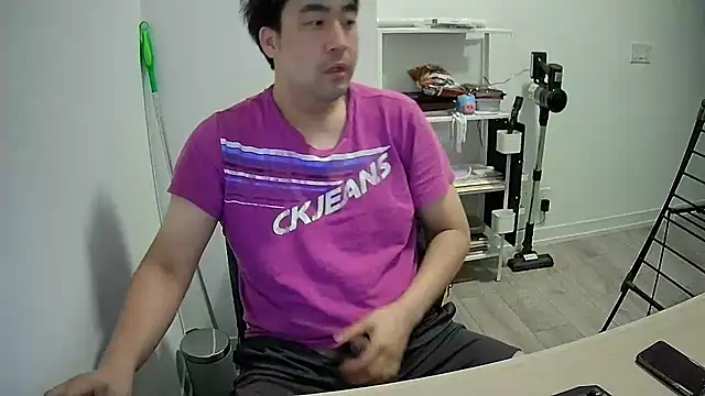 Koreanboy171 online show from June 20, 2026, 7:13 am